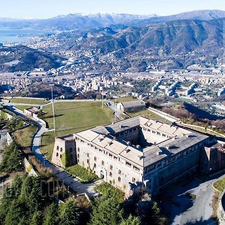 Forti Genova-Free Parking Castellaccio Apartment エクステリア 写真